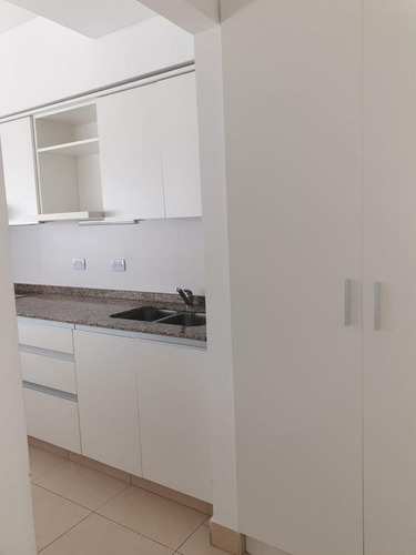 Imagen 4 de 20 de Venta Departamento 2 Amb Con Cochera Y Baulera. Portezuelo. Nordelta