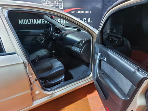 Imagen 8 de 12 de Chevrolet Aveo Lt