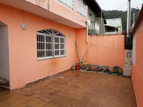 Imagem 4 de 12 de Sobrado A Venda No Centro De Mongaguá Ref-441