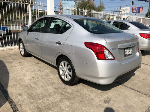Imagen 3 de 10 de Nissan Versa 2019 1.6 Advance Mt