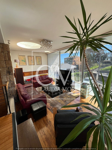 Moderna Casa, 3d+3b, 240m2, Los Romeros, Concon