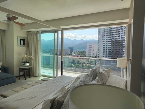 Peninsula Puerto Vallarta Departamento En Venta