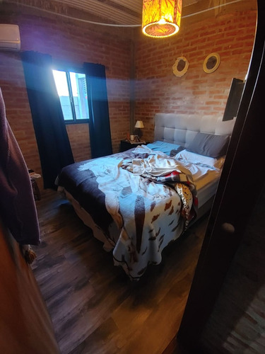 Casa Semi Nueva, La Reja, Moreno. Salida A Acceso Oeste En 2 Minutos