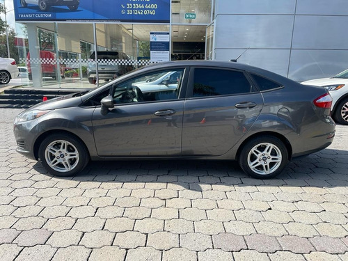 Imagen 3 de 9 de Ford Fiesta Se