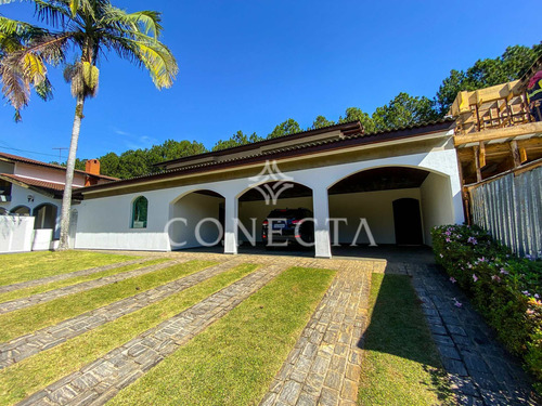 Imagem 2 de 30 de Alphaville 04 - Casa 350m² - 4 Suítes; 6 Vagas; Piscina; Espaço Gourmet Com Churrasqueira; Amplo Living - Cncd904