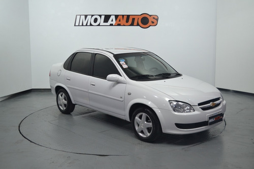 Imagen 7 de 12 de Chevrolet Classic 1.4 Lt 4p Mt 2011-imolaautos