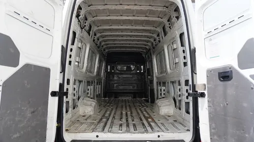 Volkswagen Crafter 2.0 Chasis Cabina 5.0 Ton Mwb Mt