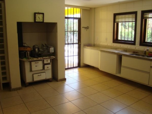 Casa Em Ipanema Com 4 Dormitórios - Mi11990