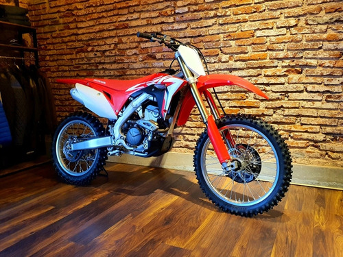 Imagen 2 de 16 de Honda Crf 250 R Impecable !! Tomamos Permuta !! Bamp Group