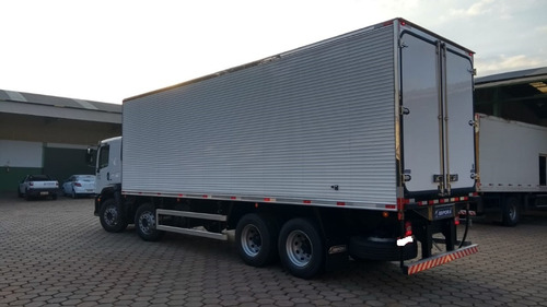 Imagem 2 de 2 de Vw 30280 Bitruck Com Bau Frigorifico 2019