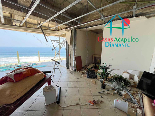 Cad Las Olas B14. Departamento De Playa En Oportunidad Por Otis. Terraza Con Vista Al Mar