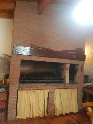 Imagen 11 de 15 de Casa En Venta 5 Ambientes, C/ Quincho, Retasada. La Tablada