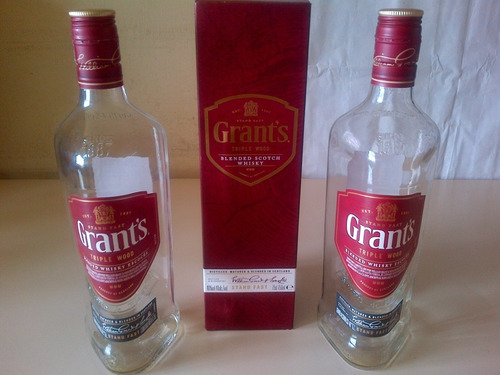 Imagen 7 de 10 de Botellas Vacias: Decoracion Y Coleccion. Originales.