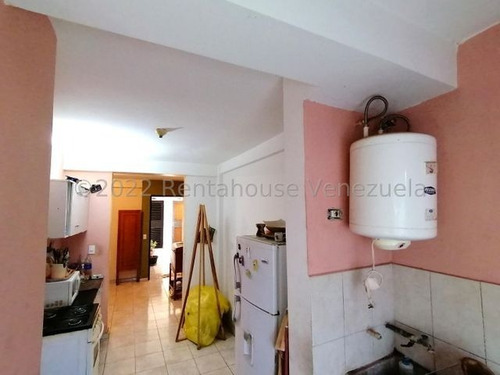 Imagen 11 de 30 de Apartamento En Venta En Cabudare Estado Lara. Centrico Y Zona Muy Tranquila. Cod # 22-27497 Para Mayor Informacion Comunicate Conmigo! 412-1498654 Profesional Inmobiliario Katty Vasquez Rentahouse Rah