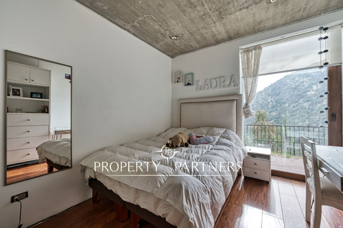 Moderna Casa En El Arrayán Arq.felipe Assadi