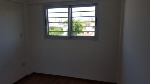 Imagen 5 de 8 de Venta Oportunidad Unidad De 3 Amb Con Balcón Al Contra Frente