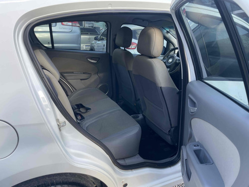 Fiat Palio 1.6 MPI ESSENCE 16V FLEX 4P AUTOMÁTICO