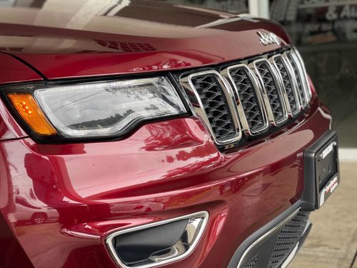 Imagen 12 de 13 de Jeep Grand Cherokee 2019 3.6 Limited Lujo 4x2 Mt