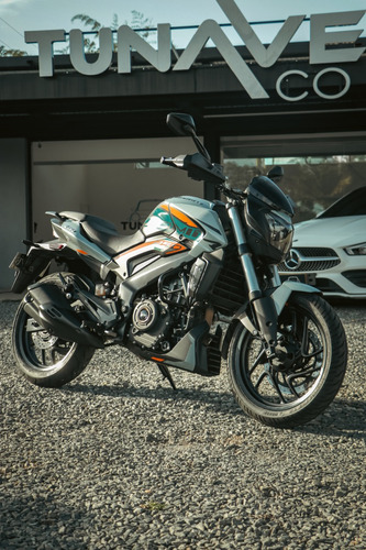 Bajaj Dominar D250  