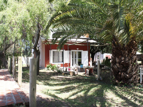 Imagen 2 de 14 de Casa De Campo Para 6 Personas