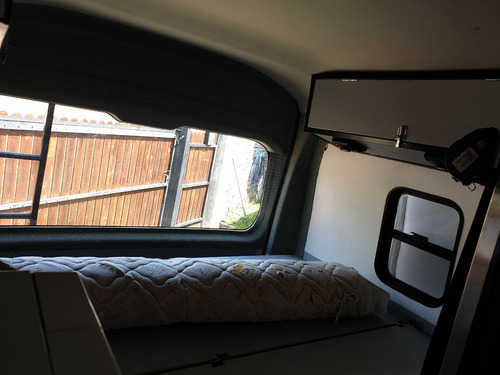 Toyota Hiace 2.8 Tdi Furgón 6at L2h2 3a 5p