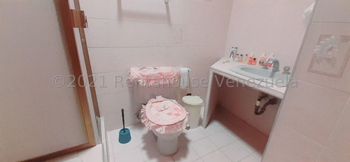 Imagen 4 de 30 de Casas En Venta En La Rosaleda Barquisimeto Código Flex: 22-4432 // 0424 556 57 59 Rentahouse Centro Occidente Monica C.