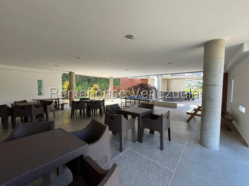 Ip Vendo Apartamento En Escampadero 25-23602