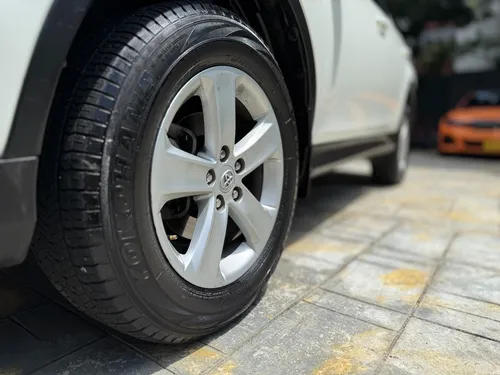 Toyota RAV4 2.5 Imperial 4x2