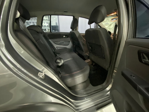 Imagen 13 de 15 de Volkswagen Suran Cross 1.6l R Door 878 Manual 2014 Usado