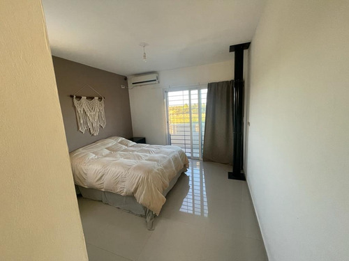 Vendo Hermosa Casa Dos Dormitorios Con Pileta En Colonia Tirolesa
