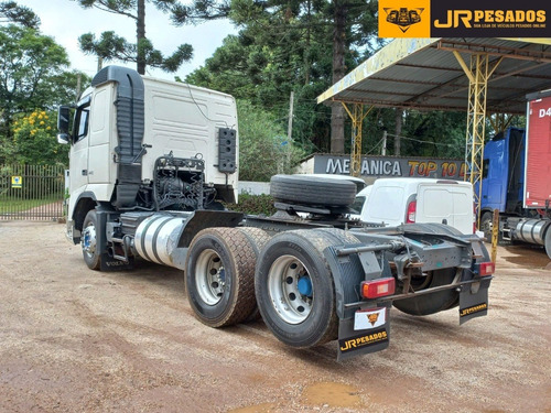 Imagem 4 de 15 de Volvo Fh 440 Cambio Manual Trucado 6x2 Ano 2010