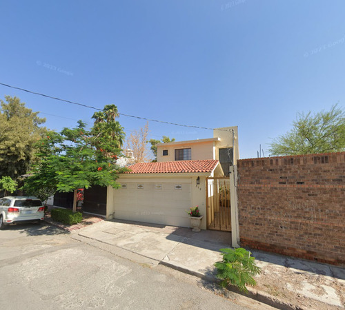 Gran Oportunidad De Inversión - Casa Economica En Venta (remate) - C. Virginia H.de Franco 315, Nueva Los Ángeles, 27140 Torreón, Coah.