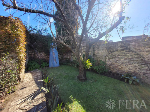 Venta De Casa De 3 Ambientes Con Patio En Wilde