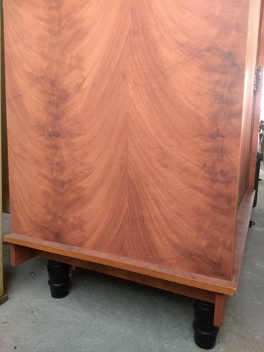 Ropero De Madera Conprimida Café
