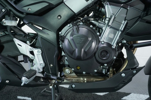 Imagen 6 de 25 de Voge 500 Ds Adventure Con Abs 0km 2023 Con Baul No Leoncino