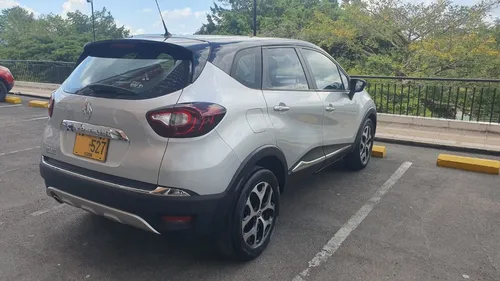 Renault Captur 2.0 Intens Automática