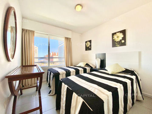 Imagen 11 de 21 de Apartamento De Tres Dormitorios En Venta, Punta Del Este - Punta Del Este Brava