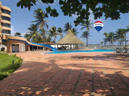 Imagen 15 de 15 de Se Vende Amplio Apartamento Planta Baja, Con Excelentes Areas Sociales, En Tucacas, Edificio Varadero Plaza.