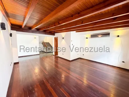 Casa En Alquiler - Mls #25-10738