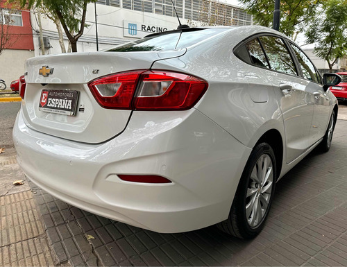 Chevrolet Cruze 1.4 Lt Mt Sedan