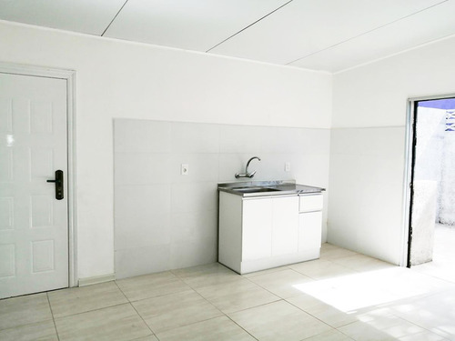 Venta Monoambiente Con Patio Peñarol