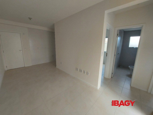 Imagem 11 de 15 de Excelente Apartamento 2 Dormitorio(s) Em Aririu - Palhoca - L-115761
