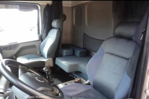 Imagem 2 de 5 de Volkswagen 24250