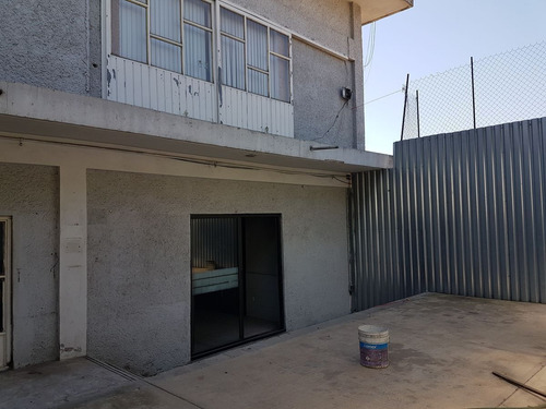 Bodega Industrial, Comercial Con Oficinas En Atizapán
