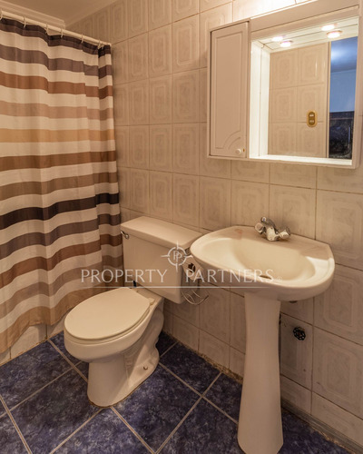 Casa De 5 Dormitorios Y 3 Baños En Villa Residenci...