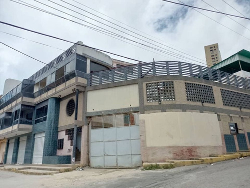 Vendo Edificio Comercial 1200m2 Caribe 2412