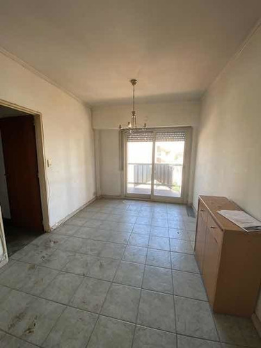 Imagen 5 de 7 de Venta- Depto 3 Ambientes A Remodelar !