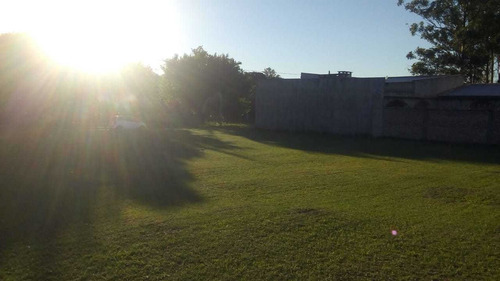 Imagen 8 de 9 de En La Mejor Zona Residencial De La Ciudad De Esquina,
