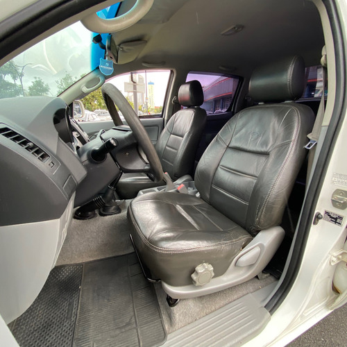 Toyota Hilux 2.5 Cab. Dupla 4x4 4p