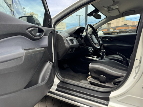 Chevrolet Onix 1.4 MPFI ACTIV 8V FLEX 4P AUTOMÁTICO